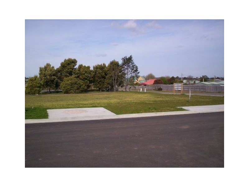 Minerva Park Estate, Perth TAS 7300