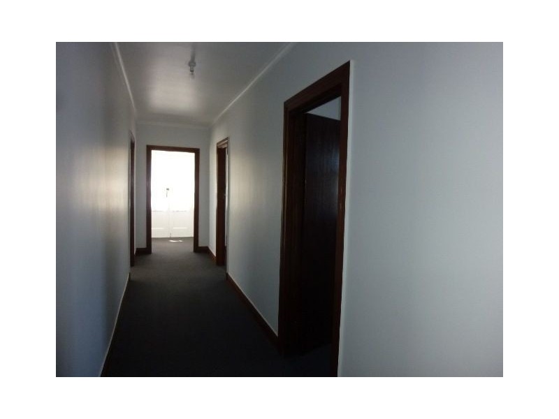 8 High Street, Campbell Town TAS 7210