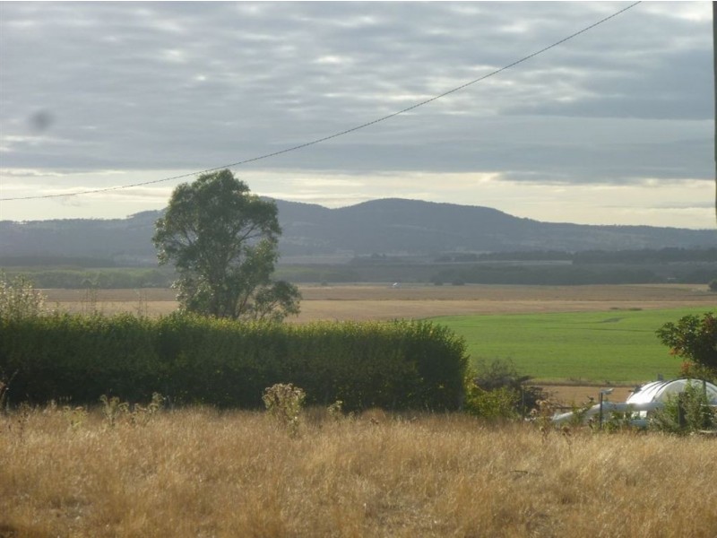 139 Main Street, Cressy TAS 7302