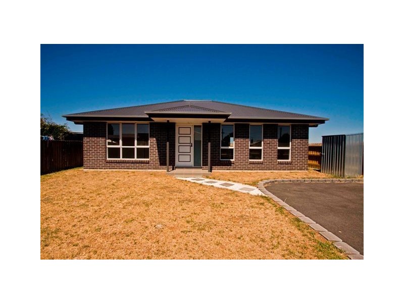 2/63 A Malcombe Street, Longford TAS 7301