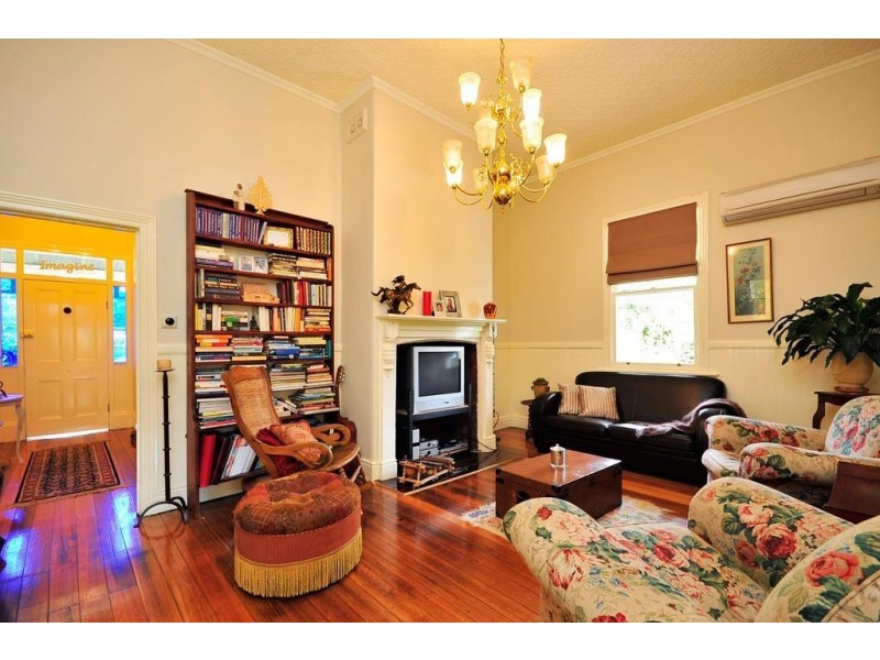 30 Lewis Street, Longford TAS 7301