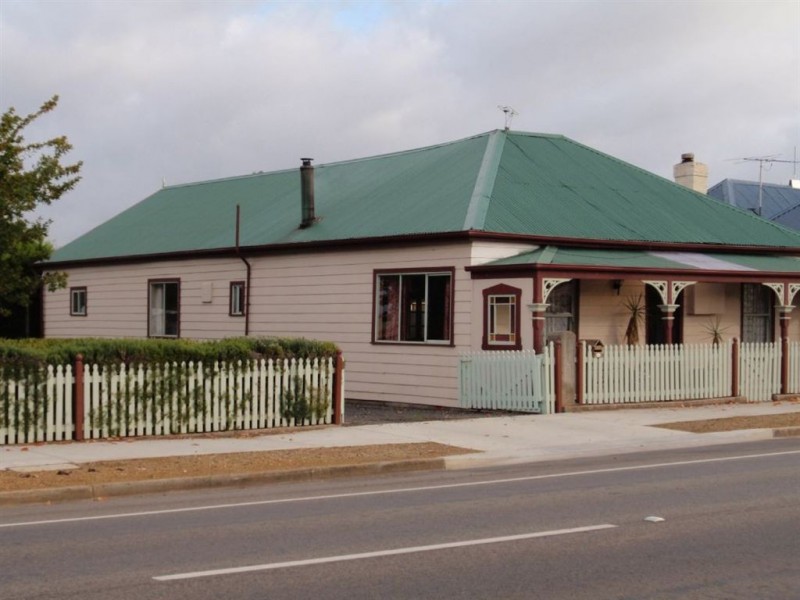 54 Main Street, Cressy TAS 7302