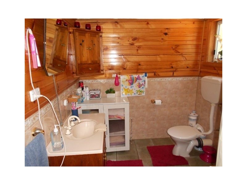 117 Main Road, Cressy TAS 7302