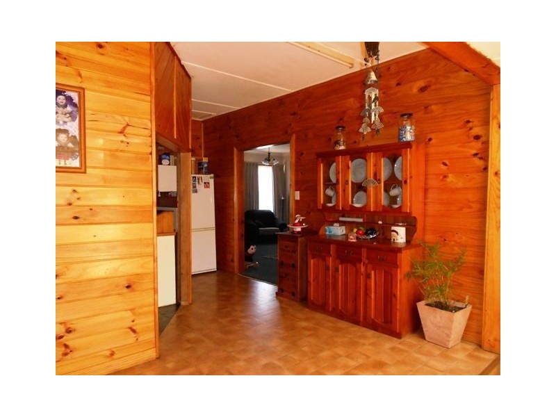 117 Main Road, Cressy TAS 7302