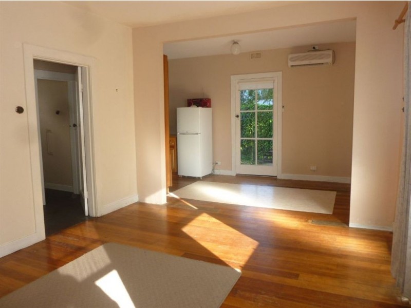 16 Lyttleton Street, Longford TAS 7301