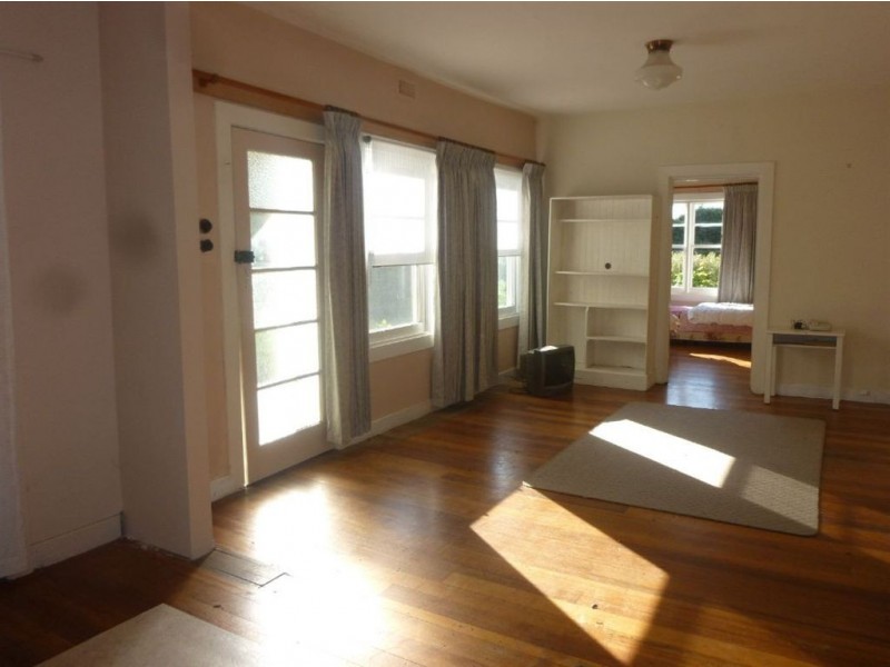 16 Lyttleton Street, Longford TAS 7301