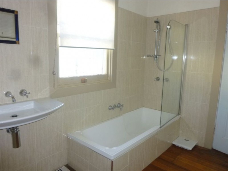 16 Lyttleton Street, Longford TAS 7301