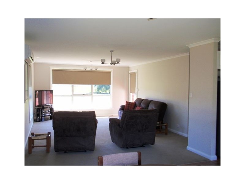 8 Maria Street, Bracknell TAS 7302