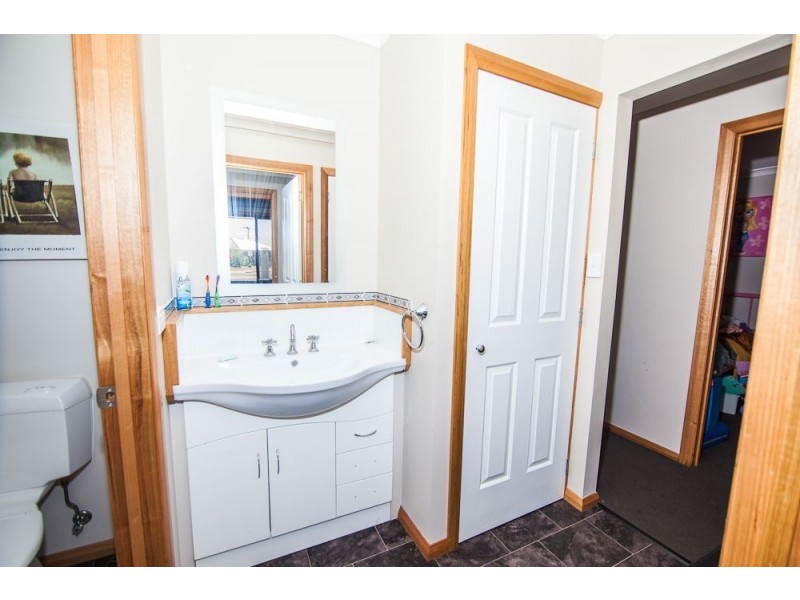 8 High Moor Court, Longford TAS 7301