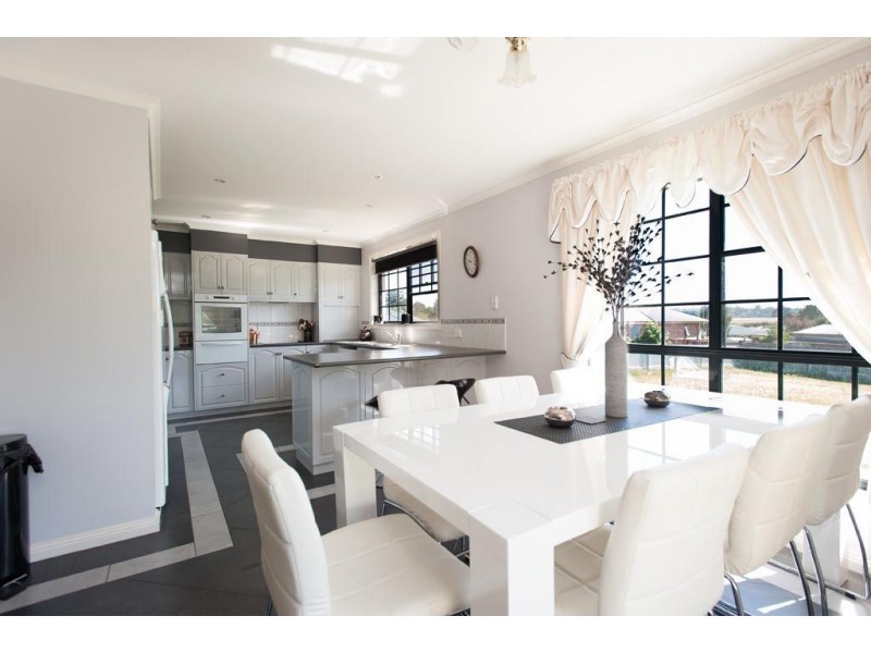 4 Tabernacle Place, Perth TAS 7300