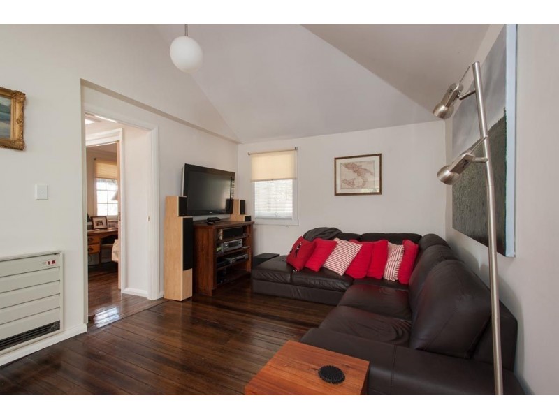 8 Collins Street, Evandale TAS 7212