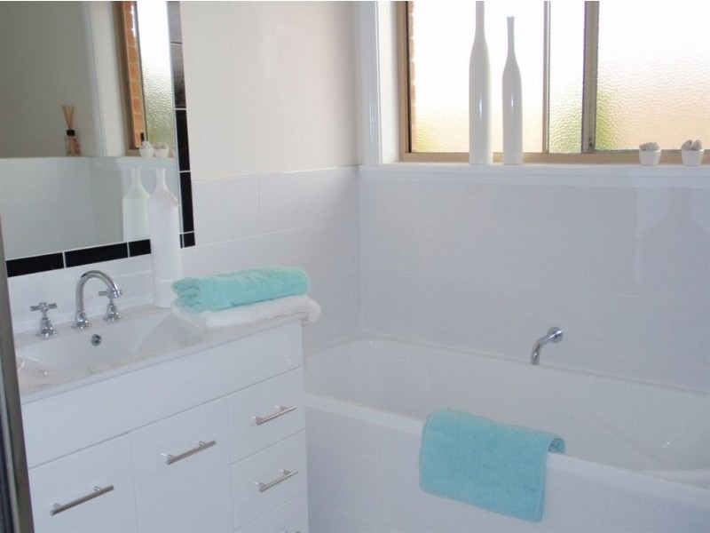 6 Jetson Court, Cressy TAS 7302