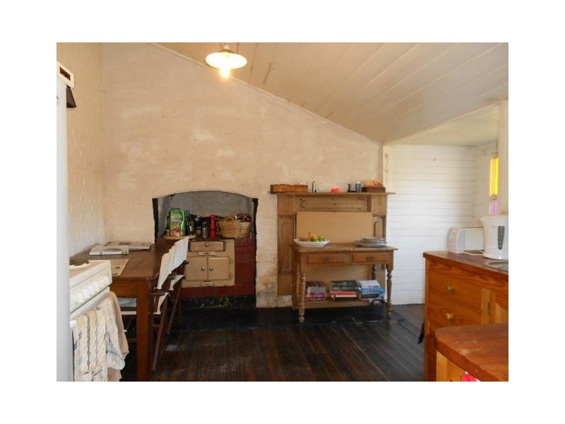 16 Smith Street, Longford TAS 7301