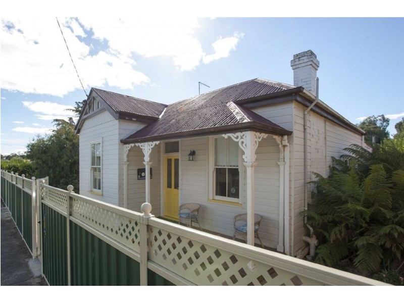 6 Queen Street, Campbell Town TAS 7210