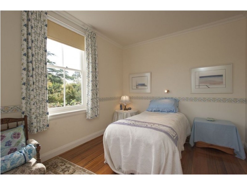 6 Queen Street, Campbell Town TAS 7210