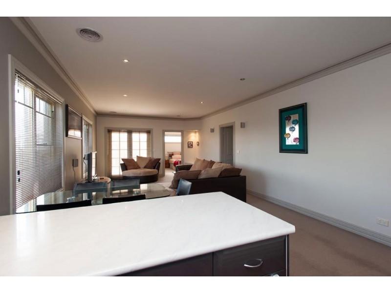 37 Main Road, Cressy TAS 7302