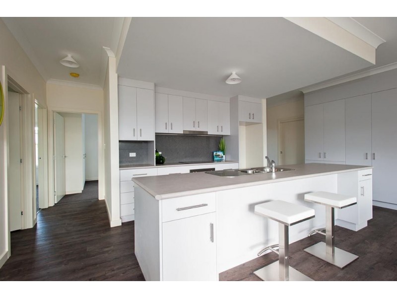 2/24 Lewis Street, Longford TAS 7301