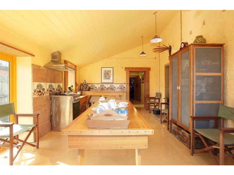 102-104 High Street, Campbell Town TAS 7210