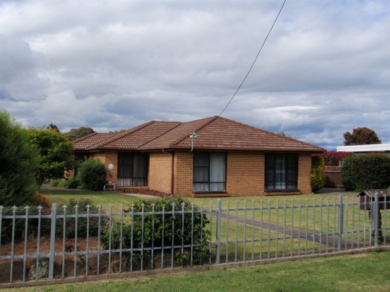 77 Hobhouse Street, Longford TAS 7301