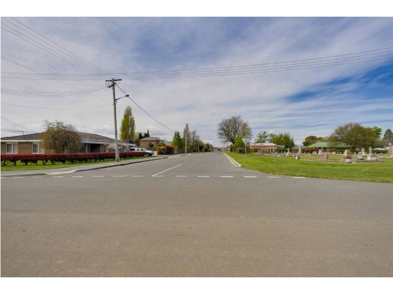 16a Howick Street, Longford TAS 7301