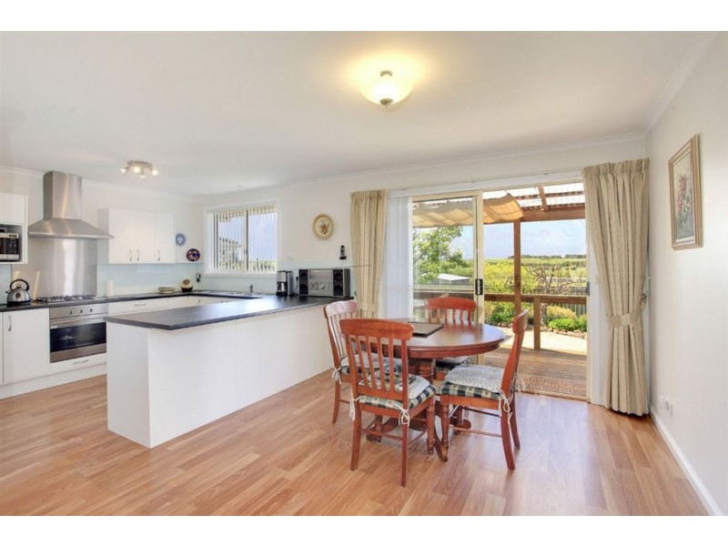 28 Swan Avenue, Longford TAS 7301