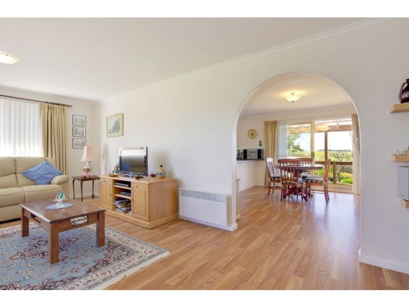 28 Swan Avenue, Longford TAS 7301