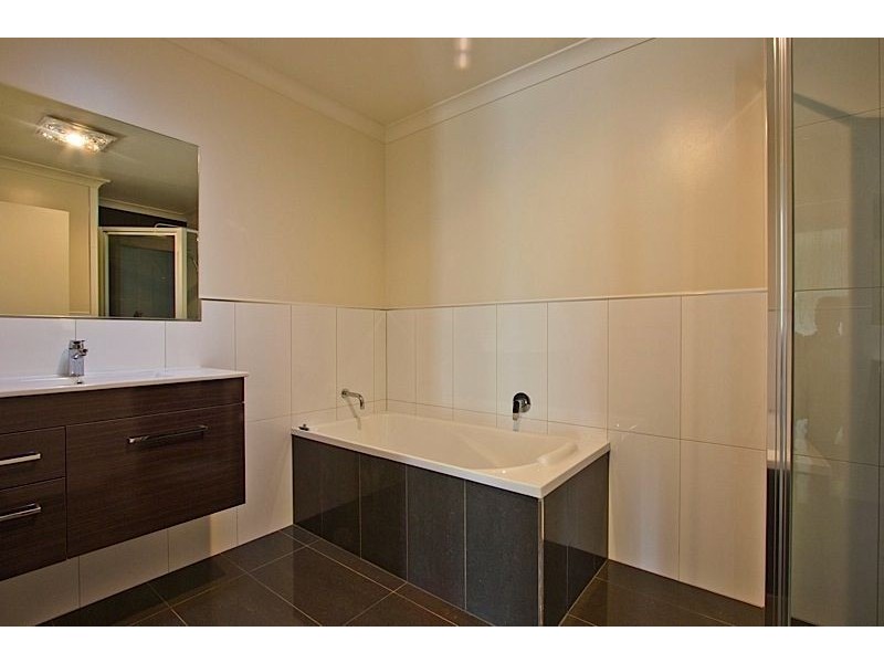 2/77A William Street, Westbury TAS 7303