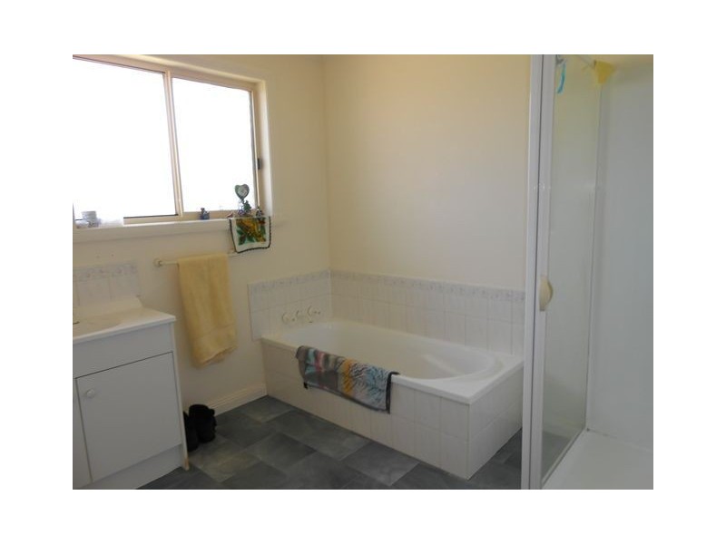 8 Mews Court, Longford TAS 7301