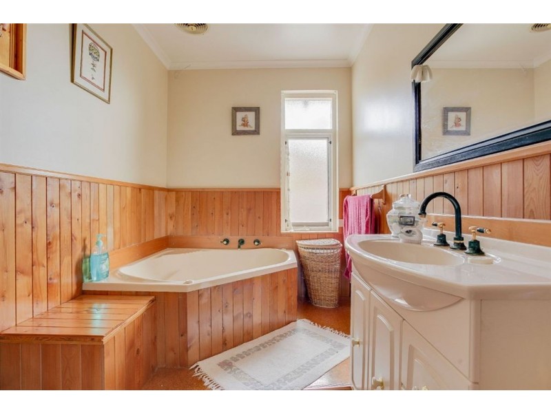 22 Catherine Street, Longford TAS 7301