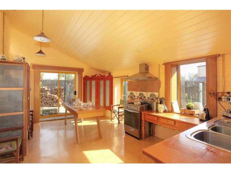102-104 High Street, Campbell Town TAS 7210