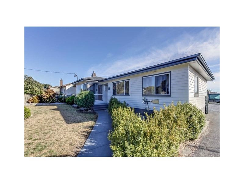 12 Lewis Street, Longford TAS 7301