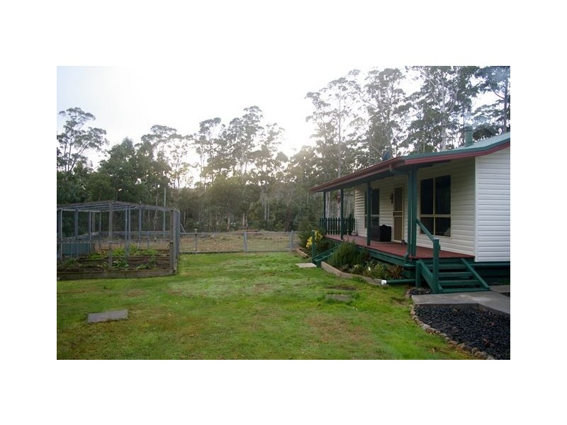 7 Lake View Road, Lake Leake TAS 7210