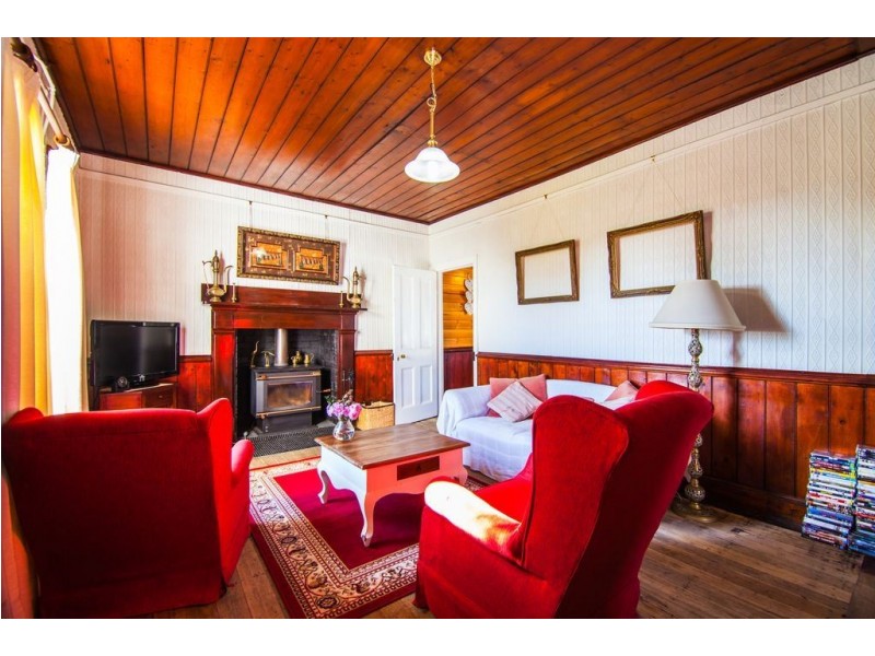 12 Barton Road, Epping Forest TAS 7211