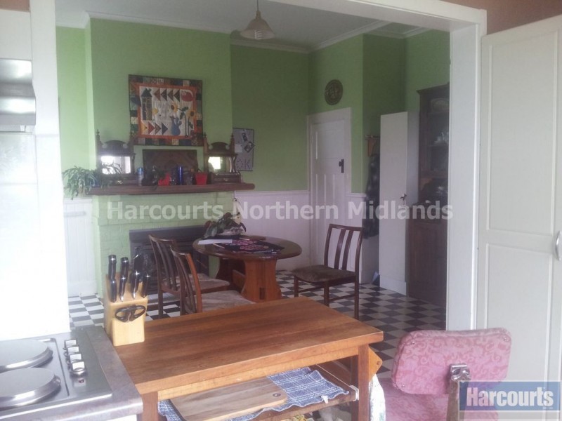 27 Falmouth Street, Avoca TAS 7213