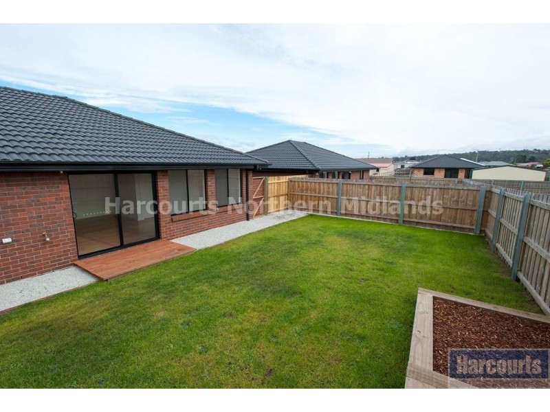 8 Opal Place, Perth TAS 7300
