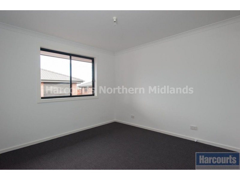 8 Opal Place, Perth TAS 7300