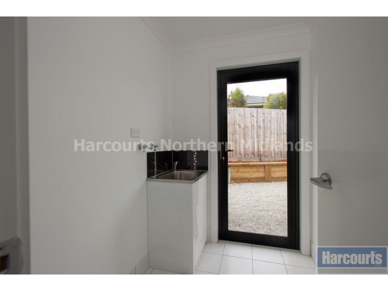 8 Opal Place, Perth TAS 7300