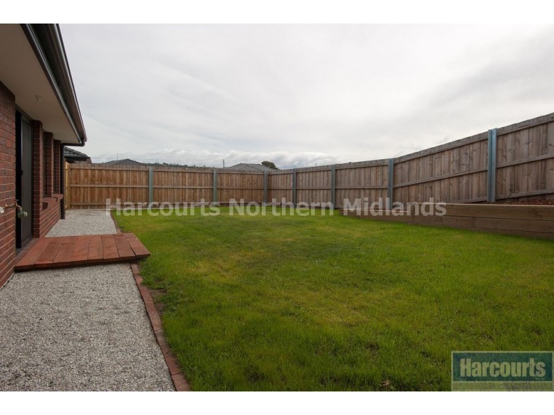8 Opal Place, Perth TAS 7300