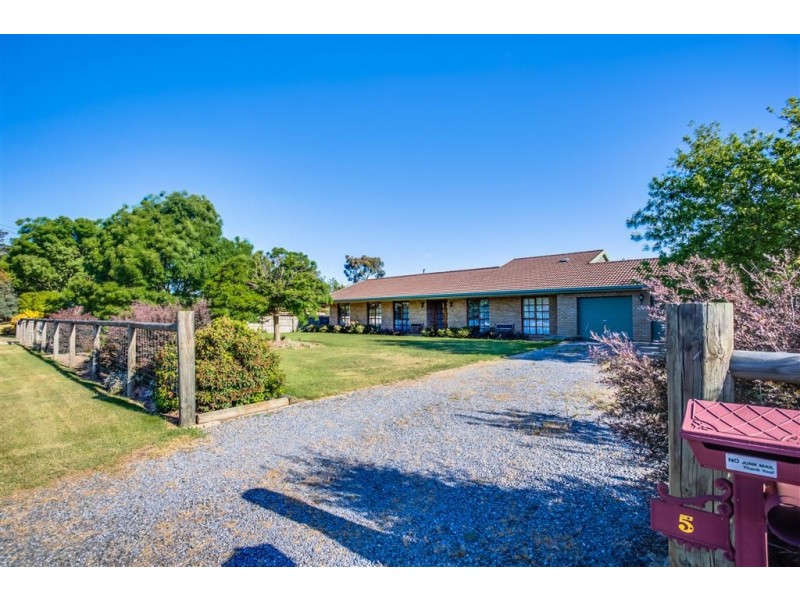 5 Lewis Street, Longford TAS 7301