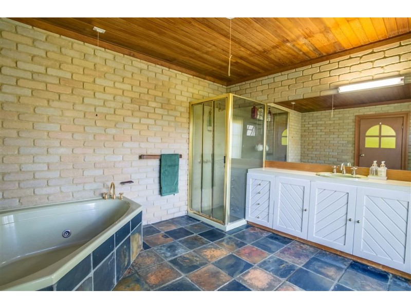 5 Lewis Street, Longford TAS 7301