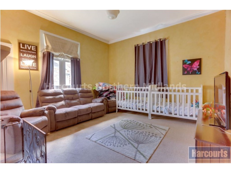 78 Main Street, Cressy TAS 7302