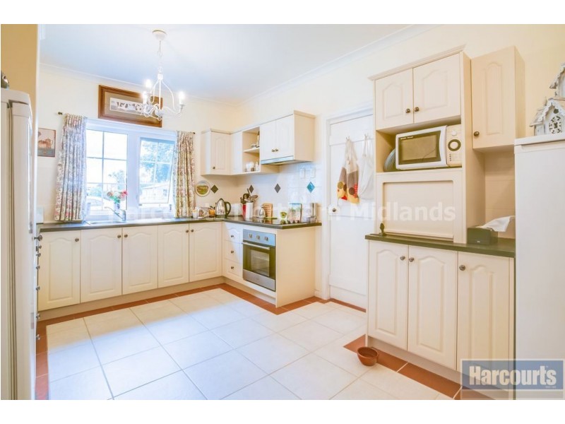 12 Badajos Street, Ross TAS 7209