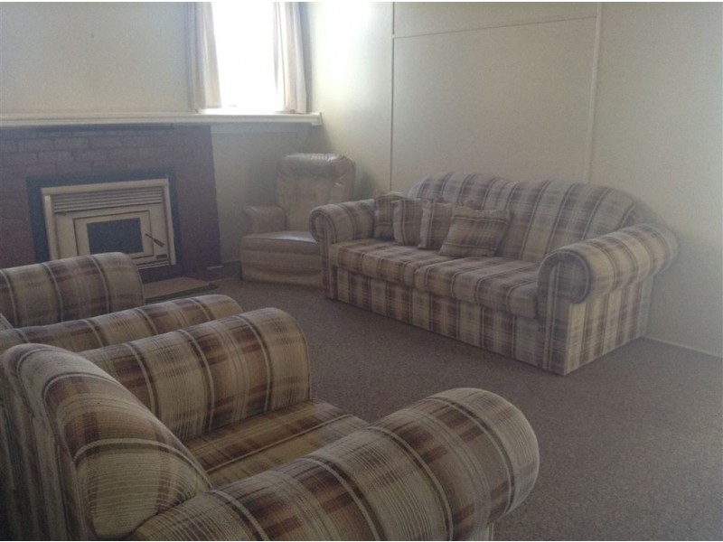 4 Badajos, Ross TAS 7209