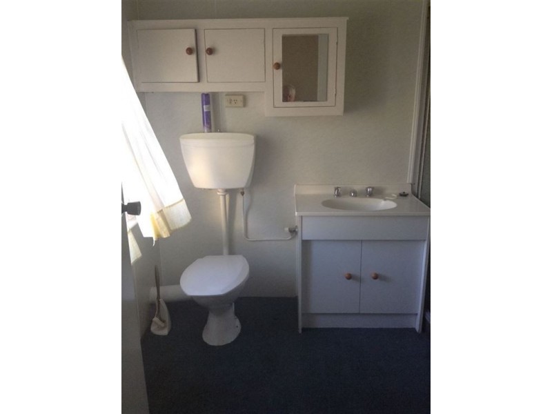 4 Badajos, Ross TAS 7209