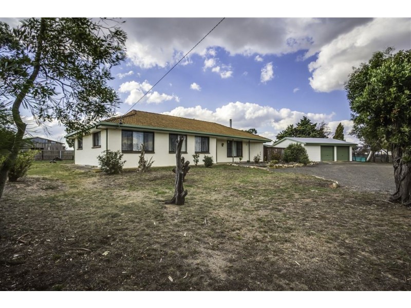 5 Torlesse Street, Campbell Town TAS 7210