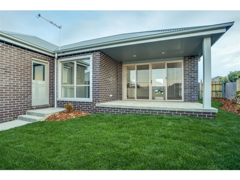 2/49a Cambock Lane East, Evandale TAS 7212