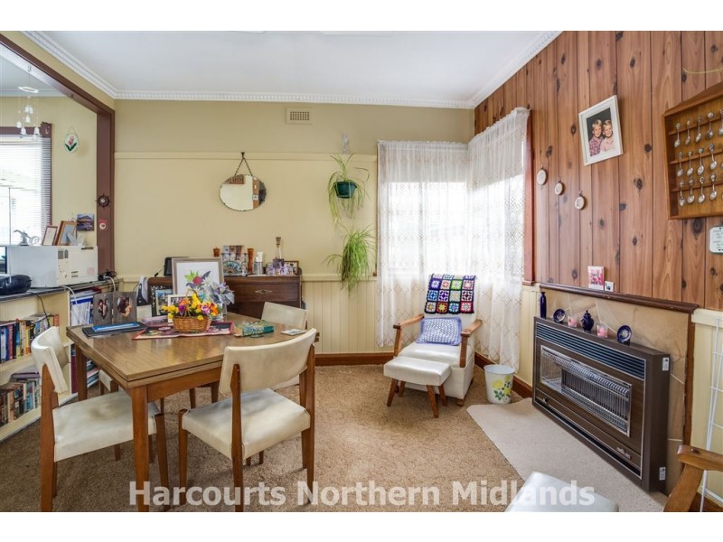 11 Charles Street, Cressy TAS 7302