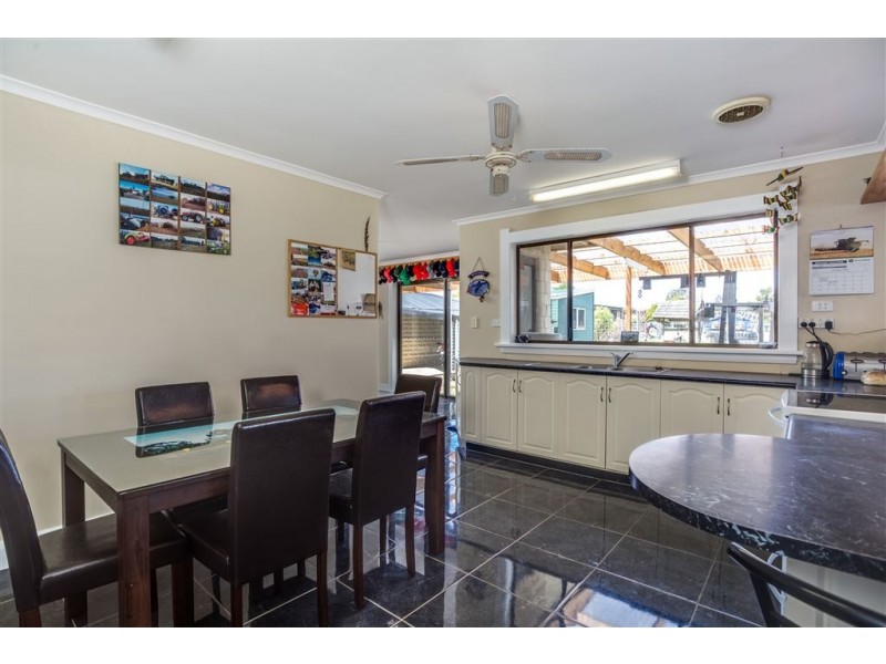 13 Charles Street, Cressy TAS 7302