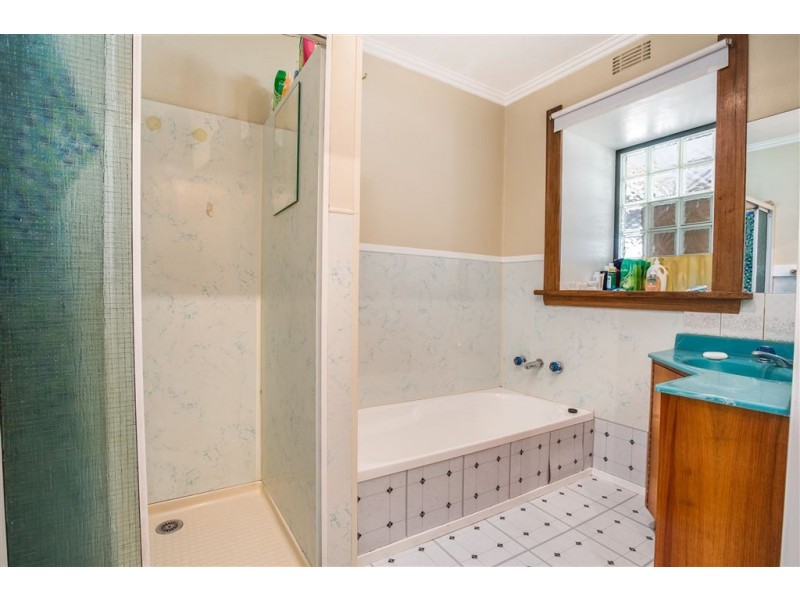 13 Charles Street, Cressy TAS 7302