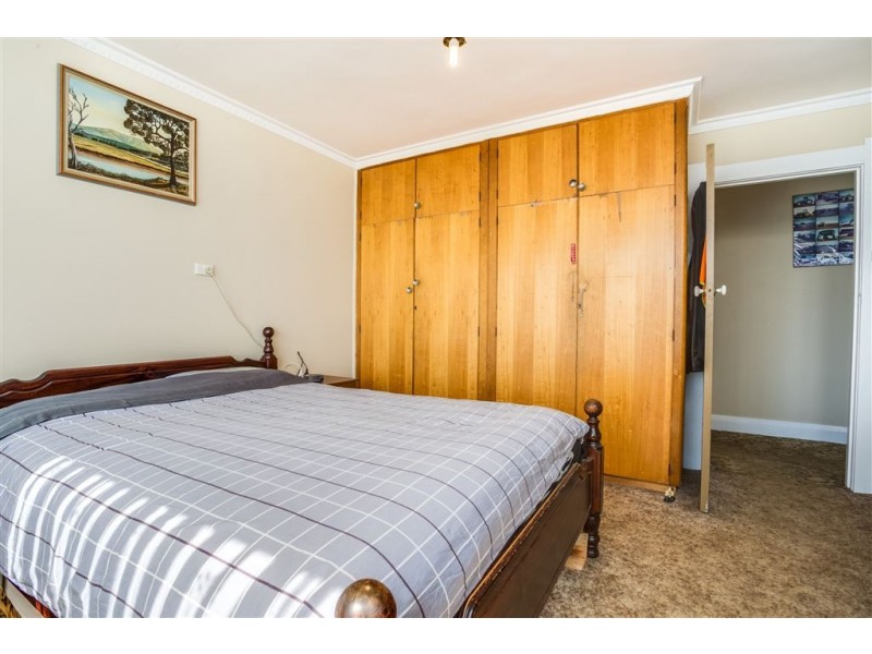 13 Charles Street, Cressy TAS 7302